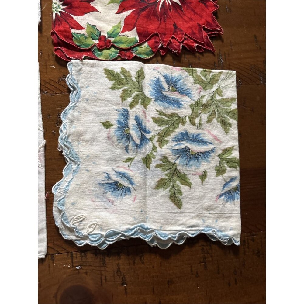 Collection Of Handkerchiefs Nine Total V-day Spring - Picture 5 of 14